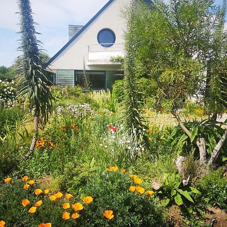 Chambre Dans Maison Fleurie Et Calme Bed & Breakfast Ploemeur Exterior photo